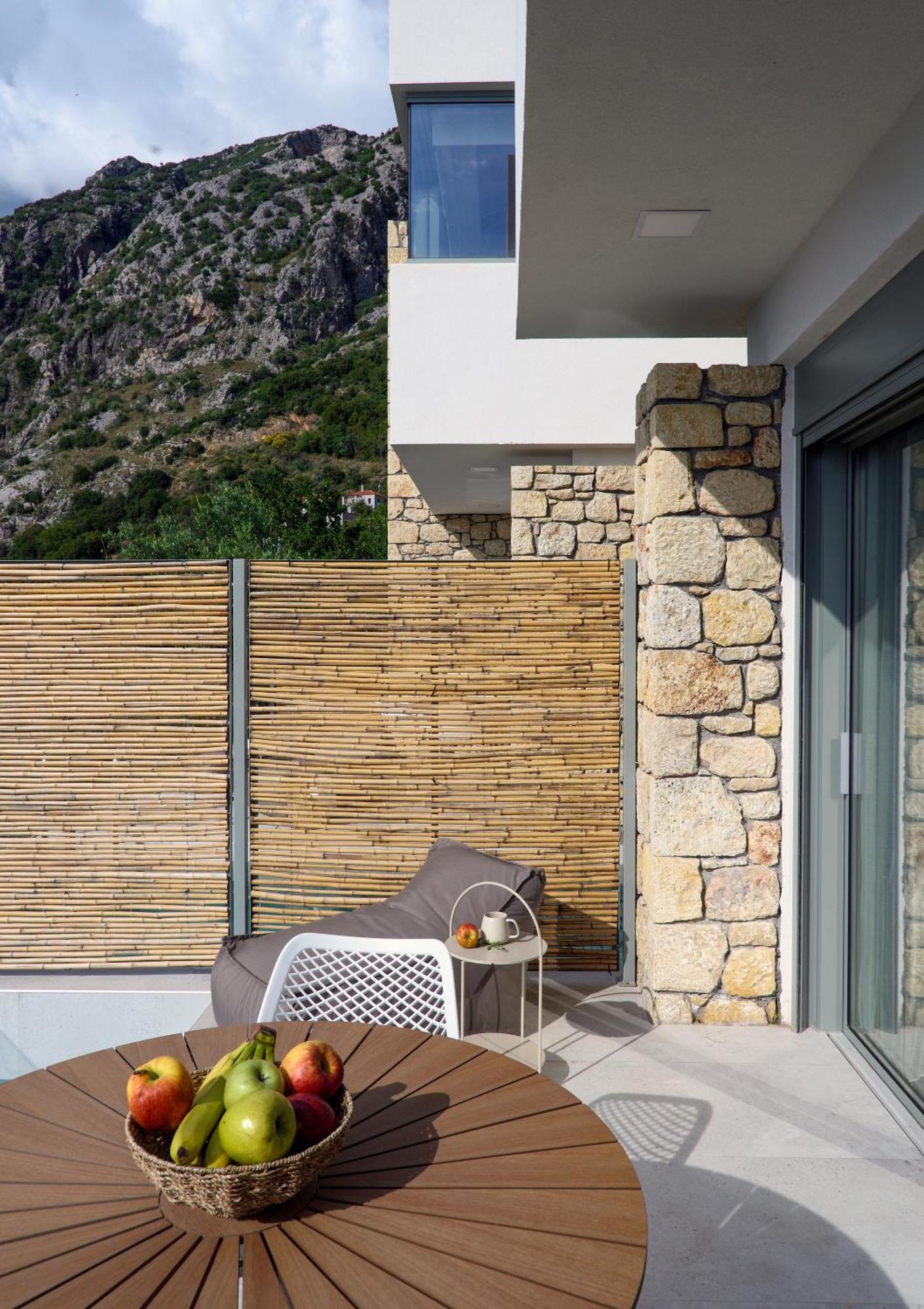 Lithos Retreat 2 Daire Kalamata Dış mekan fotoğraf